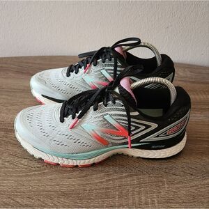 NEW BALANCE 880V7 TRUFUSE RUNNING SHOES GRAY/PINK/BLUE COLOR S 9,5 GREIT CONDITI
